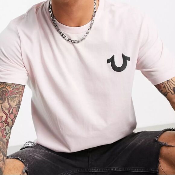 True Religion Tee-Shirt With Back Print In Back XL  Pale Pink NWT IN PACKAGING - Picture 2 of 5